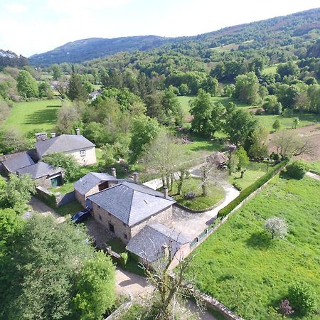 Becerreá Casa Bouzaゲストハウス エクステリア 写真