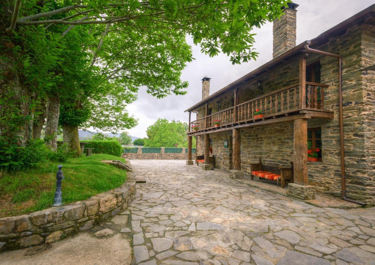 Becerreá Casa Bouzaゲストハウス エクステリア 写真
